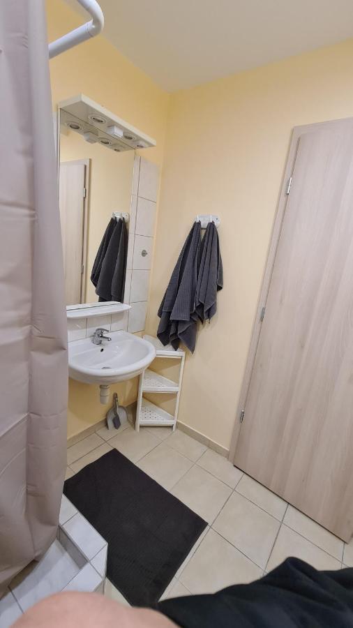 Lucsony Apartman Mosonmagyaróvár Εξωτερικό φωτογραφία