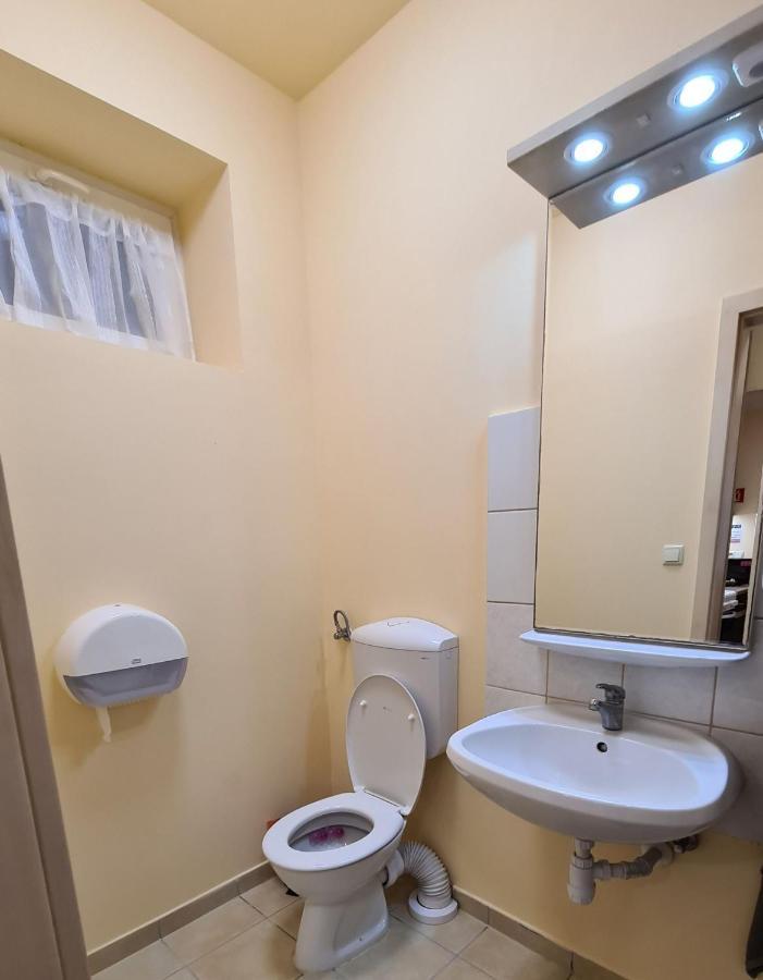 Lucsony Apartman Mosonmagyaróvár Εξωτερικό φωτογραφία