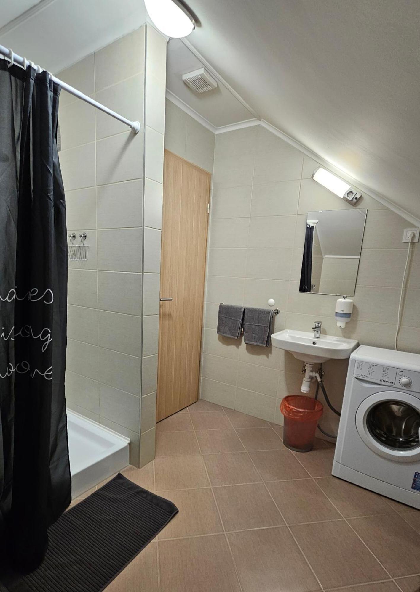 Lucsony Apartman Mosonmagyaróvár Εξωτερικό φωτογραφία